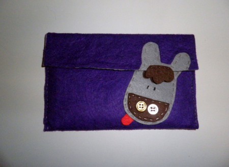 Pitillera en fieltro